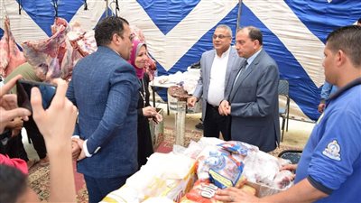 رئيس جامعة بني سويف يفتتح معرض بيع اللحوم بأسعار مخفضة بمناسبة عيد الأضحى المبارك
