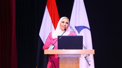 وزيرة التضامن: قانون العمل الأهلي الجديد أتاح حرية تأسيس المؤسسات بمجرد إخطار السلطات المعنية