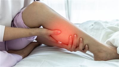  آلام تظهر بأماكن محددة بالجسم تشير للإصابة بالسرطان.. تعرف عليها