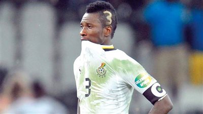 أسامواه جيان يعلن اعتزاله كرة القدم نهائيًا