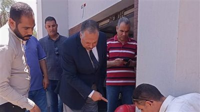 وفد التنمية المحلية يتابع توصيل المرافق بـ5 مجمعات خدمية بديرمواس في المنيا