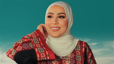 نداء شرارة تطرح أحدث أغانيها بعنوان جايين نباركلك