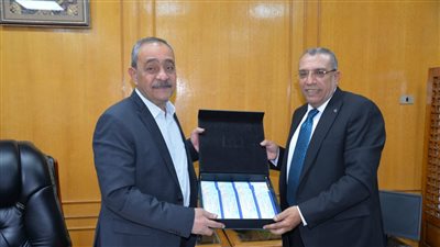 محافظ الإسماعيلية يستقبل وفد البنك الزراعي المصري