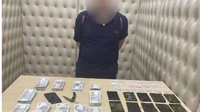 ميزان حساس وسيارة ملاكي.. تجديد حبس تاجر حشيش وآيس بالدرب الأحمر