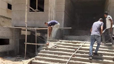 حملة مكبرة لإزالة مخالفات البناء في منطقة بيت الوطن بالشيخ زايد