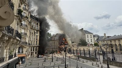 إصابة 16 شخصًا في انفجار غاز بالعاصمة الفرنسية باريس |فيديو وصور 