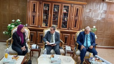 كوبونات بقيمة 400 ألف جنيه للأسر الأولى بالرعاية بشمال سيناء من البنك الزراعي المصري