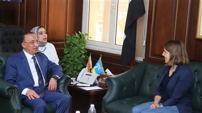 خلال اجتماعه بممثلي OECD.. محافظ الإسكندرية: نبذل كافة الجهود نحو التحول للأخضر