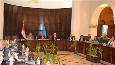 جامعة الإسكندرية تدعو طلابها للمشاركة في مجالات العمل الخدمي والتطوعي خلال إجازة الصيف