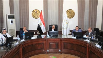 وزير التعليم: تشكيل لجنة لبحث إعفاء الطلاب غير القادرين من سداد المصروفات بمدارس STEM