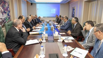 الزراعة والإنتاج الحربي تناقشان بدء تطوير حديقتي الحيوان والأورمان