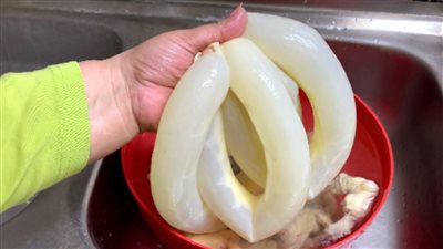 طريقة تنظيف الممبار بالدقيق.. أسهل 3 طرق مجربة للتخلص من الزفارة