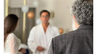 محمد إمام يشوق جمهوره لـ فيلم أبو نسب بصورة من الكواليس مع ماجد الكدواني وياسمين صبري