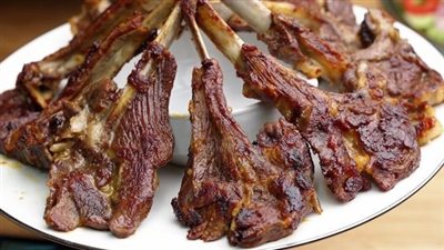 تتبيلة اللحمة الضاني المشوية على الفحم.. مشاوي عيد الأضحى بـ 3 نكهات