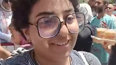 أسئلة الخريطة صعبة.. آراء طلاب الثانوية العامة حول امتحان الجغرافيا | بث مباشر