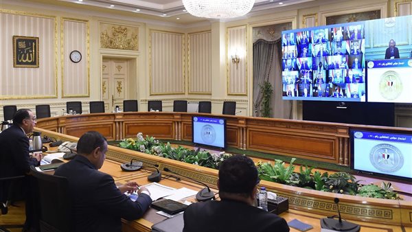 اجتماع الدكتور مصطفى