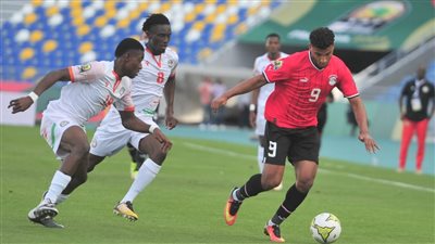 ميكالي يصحح أخطاء المهاجمين قبل مواجهة الأولمبي أمام مالي 