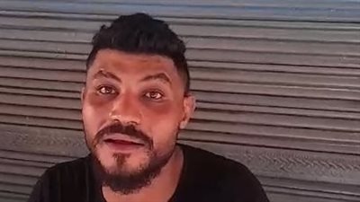 خُفت عليهم كأنهم أهلي.. شهامة شاب أنقذ سكان عقار ميامي المنهار بالإسكندرية | بث مباشر