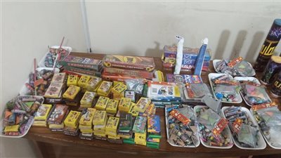 مرافق الأقصر تصادر كميات من الألعاب النارية قبل عيد الأضحى