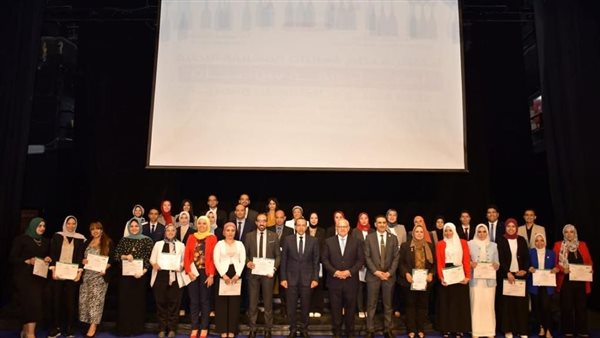 جامعة القاهرة 