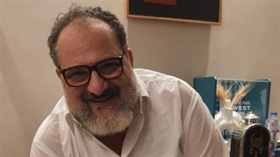 كواليس تعاقد خالد الصاوي وشريف منير علي فيلم ليه تعيشها لوحدك