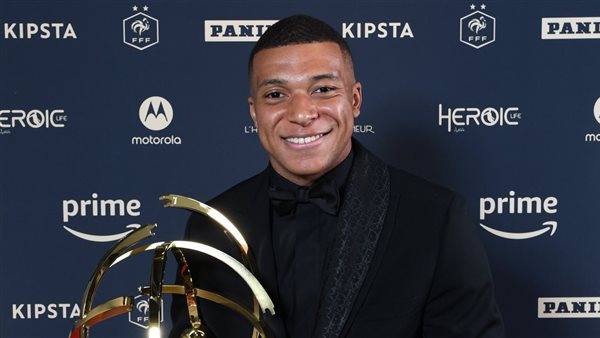 كيليان مبابي لاعب