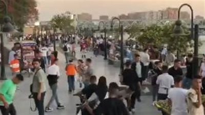 شواطئ ودور سينما ورحلات نيلية.. المواطنون يحرصون على قضاء أول أيام العيد بالأماكن الترفيهية بالمحافظات| بث مباشر