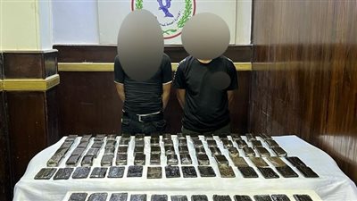 القبض على 3 أشخاص بتهمة حيازة مواد مخدرة بالقاهرة