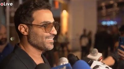 أحمد فهمي عن أغنية اختياراتي مدمرة حياتي: شغل أحمد سعد ومنة القيعي دايمًا تريند الصيف