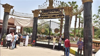 إقبال كبير على الحدائق والمتنزهات في ثالث أيام العيد بأسيوط