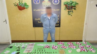 بينهم عنصر إجرامي.. القبض على 6 أشخاص بتهمة الإتجار في المواد المخدرة بالمحافظات