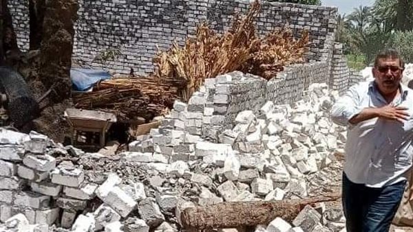 إزالة بناء مخالف