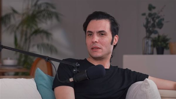 الفنان أمير عيد 