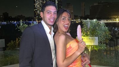 من هي خطيبة حفيد الزعيم عادل إمام؟.. مدربة لياقة بدنية وتشجعه على خسارة وزنه