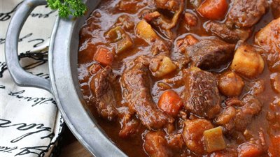 طريقة عمل كباب حلة باللحمة والبصل .. تعرفي على سر المطاعم