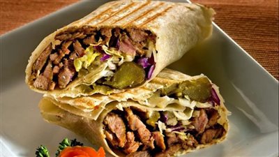 طريقة عمل الشاورما لحمة بدون تتبيلة.. وصفة فاطمة أبو حاتي