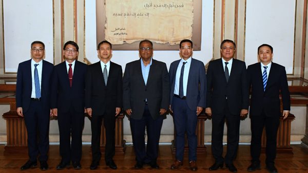 جامعة عين شمس 