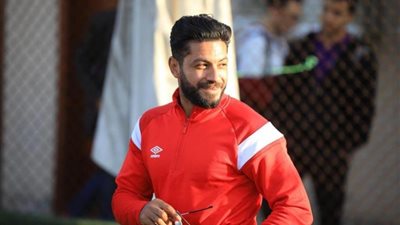 شريف عبد الفضيل: أحمد عابدين يستحق الفرصة في دفاع الأهلي.. والجزار وبيكهام إضافة كبيرة