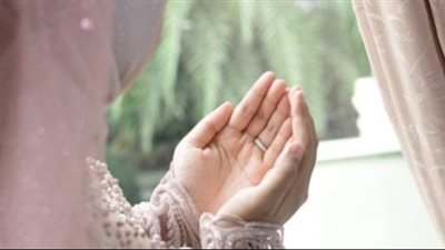 دعاء للمتوفي في يوم الجمعة.. اغتنم ساعة الإجابة بترديد أدعية للميت