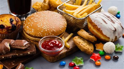 5 أطعمة تزيد من التوتر.. تجنبها