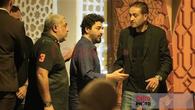 70 صورة من عزاء علاء عبد الخالق بحضور نجوم الفن 