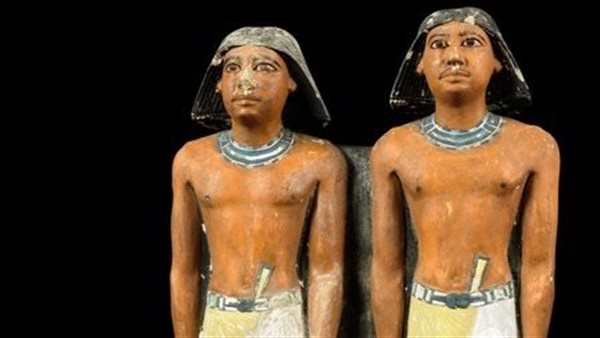  تمثال مزدوج لنى