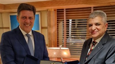 رئيس قناة السويس: نستهدف عقد شراكات مع اليونان في الأنشطة المرتبطة بتقديم الخدمات البحرية