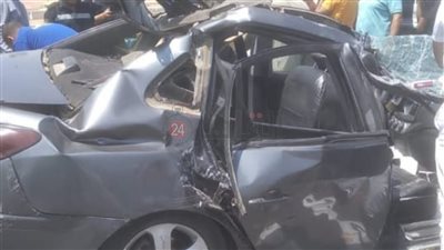 مصرع شخص وإصابة آخر في تصادم سيارتي ملاكي بالشيخ زايد | صور