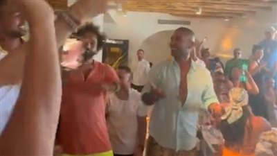  أحمد سعد يكشف تفاصيل لقائه مع محمد صلاح في اليونان: نموذج مصري مشرف وأول مرة أشوفه 