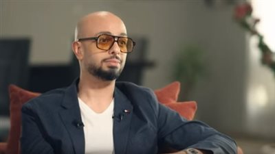 أحمد مراد: الفيل الأزرق مش أجمل أعمالي وهند صبري بتخوف في مذاكرتها