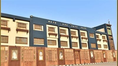 تنسيق مدرسة الذهب 2023.. تعرف على المميزات والعيوب 