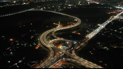 بدء التشغيل التجريبي لكوبري طه حسين لربط هضبة المقطم بطريق الأوتوستراد | صور