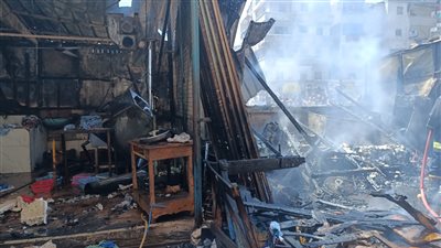 عودة حركة قطارات الإسكندرية الداخلية إلى طبيعتها بعد إخماد حريق سوق سمك المعمورة