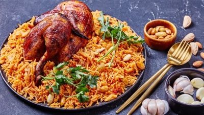 طريقة عمل الكبسة السعودية بالدجاج على أصولها.. وصفة منال العالم